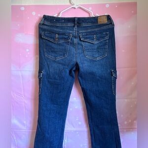 AE Kick Boot Low Rise Jeans